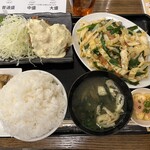 居酒食堂 わ楽 - ハーフ&ハーフ定食　1,000円税込　R5.11.25