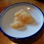 Tozawa - ニンニク別皿提供