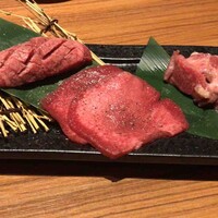 中目黒焼肉 登牛門 - 