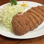 Maruhachi Tonkatsu Ten - 上ロースカツ定食　2000円（税込。単品は500円引）