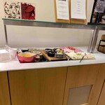 Lufthansa Senator Lounge - コールドミール