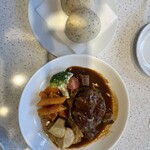 榎本ハンバーグ研究所 西ヶ原店(渋沢通り店) - 