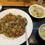 祥龍房刀削麺荘 - 
