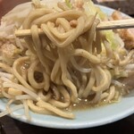 立川マシマシ - 中ラーメン（麺300ｇ）　野菜普通、アブラマシ、ニンニクマシ、麺固め