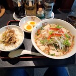 喜多方ラーメン 坂内 - 