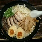 博多の味　ばりうま - ばりうまSPラーメン