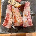 幸せの焼肉食べ放題 かみむら牧場 - 