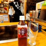 Okonomiyaki Omoni - ウーロン茶 200円 ソフトドリンクは缶かペットボトル