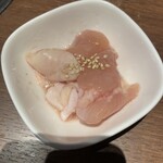 永山肉流通センター - 極上鶏カルビヒナトロ　ハーフ329円