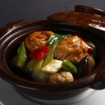 上海 小南国 - 椎茸と中華麩の土鍋煮込み