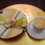 日本料理 村上 - ◆デザート ◇いちごアイス◇コーヒーアイス に生クリームを添えて ◇シャインマスカット