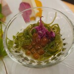 日本料理 村上 - ◆先付け 彩りよく美味しそうな料理が並びます✨  ◇もずく(いくら・菊)