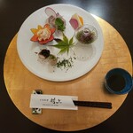 日本料理 村上 - ◆先付け 彩りよく美味しそうな料理が並びます✨ ◇里芋・咜の煮物 ◇柿の白和え ◇豚叉焼の酢味噌仕立て ◇チーズの柿・かぶらサンド ◇もずく(いくら・菊)