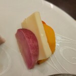 日本料理 村上 - ◆先付け 彩りよく美味しそうな料理が並びます✨ ◇チーズの柿・かぶらサンド 