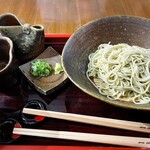 一心庵 - 淡い緑の十割そば