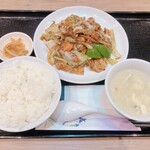 鎌ケ谷餃子軒 - ホイコーロー定食