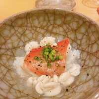 河原町 一 - 温かいお寿司　金目鯛と白子　胡椒
