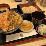 天丼てんや エキア北千住店 - 