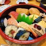 Douraku Sushi - 盛り合わせ寿し 大盛りB