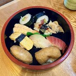 Douraku Sushi - 盛り合わせ寿し A