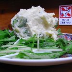 ふく田 - ポテトサラダ　ラー油が効いています。
