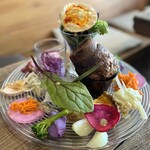 カタツムリ ラボ - 佐野産野菜を中心としたプレート