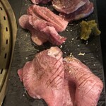 弱肉強食 - 