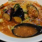 鷹の爪 - ピリ辛鳳凰麺