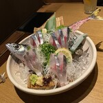 Sushi Robata Hachijou - 本場の関あじ関さばは美味いわ！