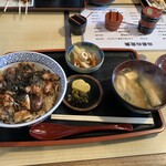 鳥進 - とり丼定食