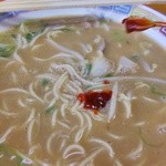 らーめん与壱 - 辛味ダレも入れてみよう♪