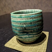 寿司割烹 旬はなれ 重絆 - お茶のお湯のみ