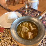 まんがい家 - カリ・ダギンバビッ。1000円。現地で入手した器で。