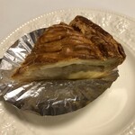 GRANNY SMITH APPLE PIE & COFFEE  - イングランドカスタード。やさしい。