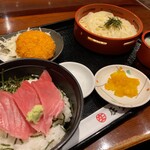 Niyu To Kiyoshouya - 今回オーダーのうどんと小丼定食