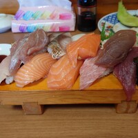 『大将のかわいがりがエゲツナイ笑 コスパ最高峰の寿司ランチ』by 孤高の千葉グルメの中の人 : いろはすし - 新千葉/寿司 [食べログ]