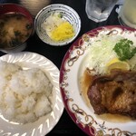 桶松食堂 - 