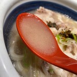 Marugame Seimen - なかなかいい感じのスープ