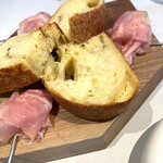 misola - パン、生ハム
