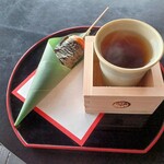 Cafe raku - 磯部だんご(お茶付)