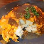 福島 牡蠣と肉たらし ビストロKAI - デミグラスソースのオムライス