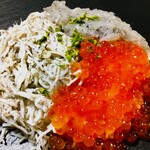 Kamakuradomburiichiba - 3色丼