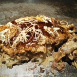 Hiroshima Okonomiyaki Hopukinsu - 肉玉そば 野菜＆麺ダブル