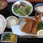 Inaka ppe - フライ定食　ご飯大