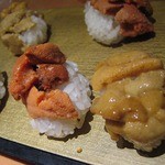 まんてん鮨 - 紫雲丹vs馬糞雲丹