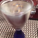 中国菜 二位 - 〆はフェン酒（400円）。フェンはさんずいに分の字。