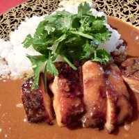 シェ・イノ - 福島伊達どりのキャラメリゼとスパイシーカレー 1000円