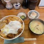 とんかつ 燕楽 - カツ丼　1100円