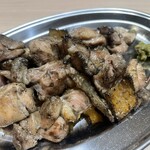 地鶏もも焼き 鳥刺し とりさくせす - 冠地鶏モモ焼き