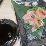 地鶏もも焼き 鳥刺し とりさくせす - 冠地鶏刺し　むね